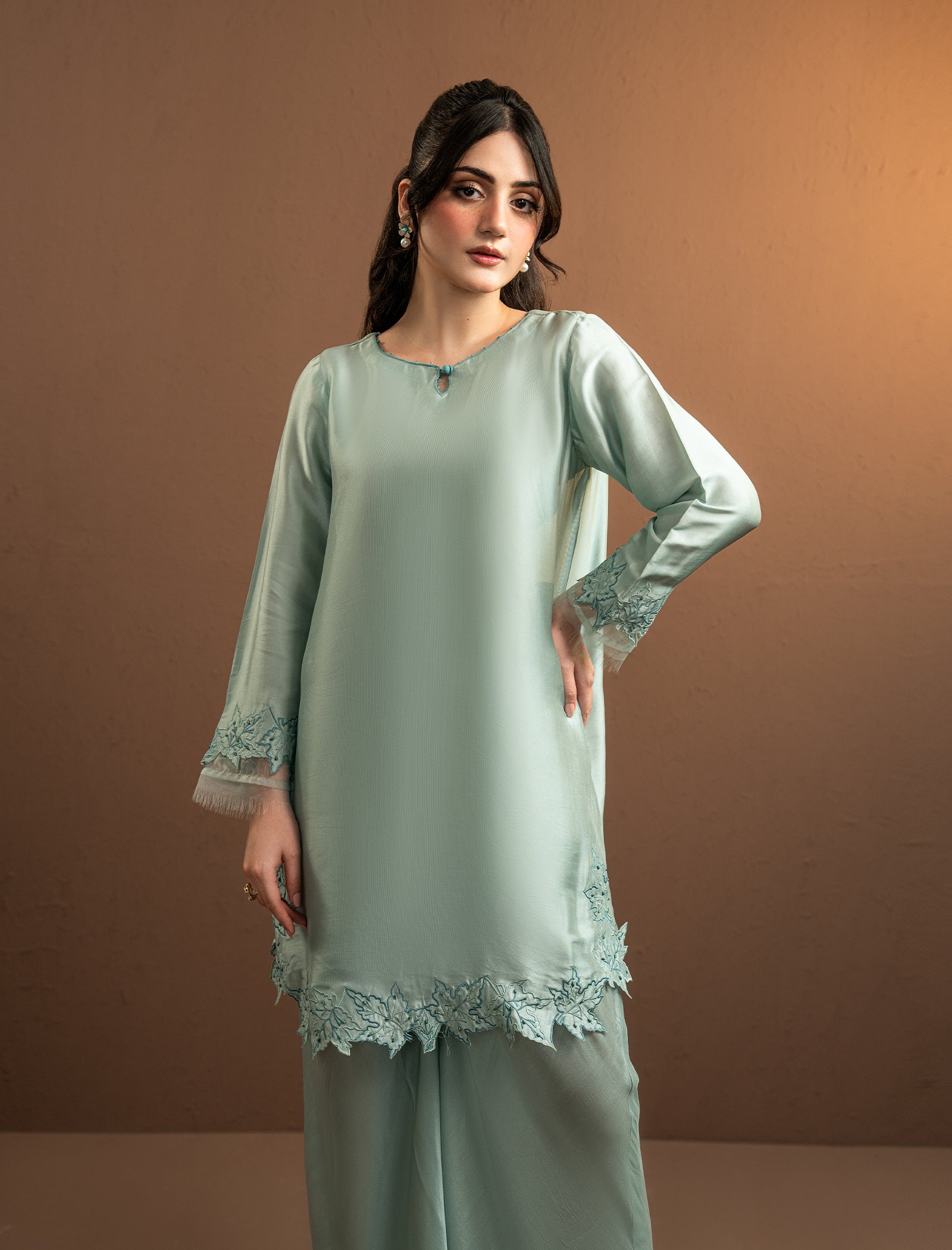 2 Pc Light Formal Secondary image