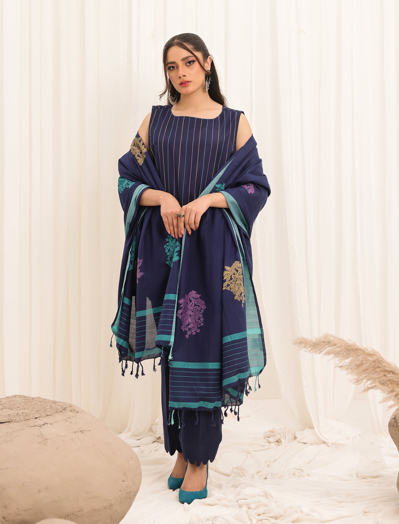 3 Pc Yarn Dyed Unstitched Suit