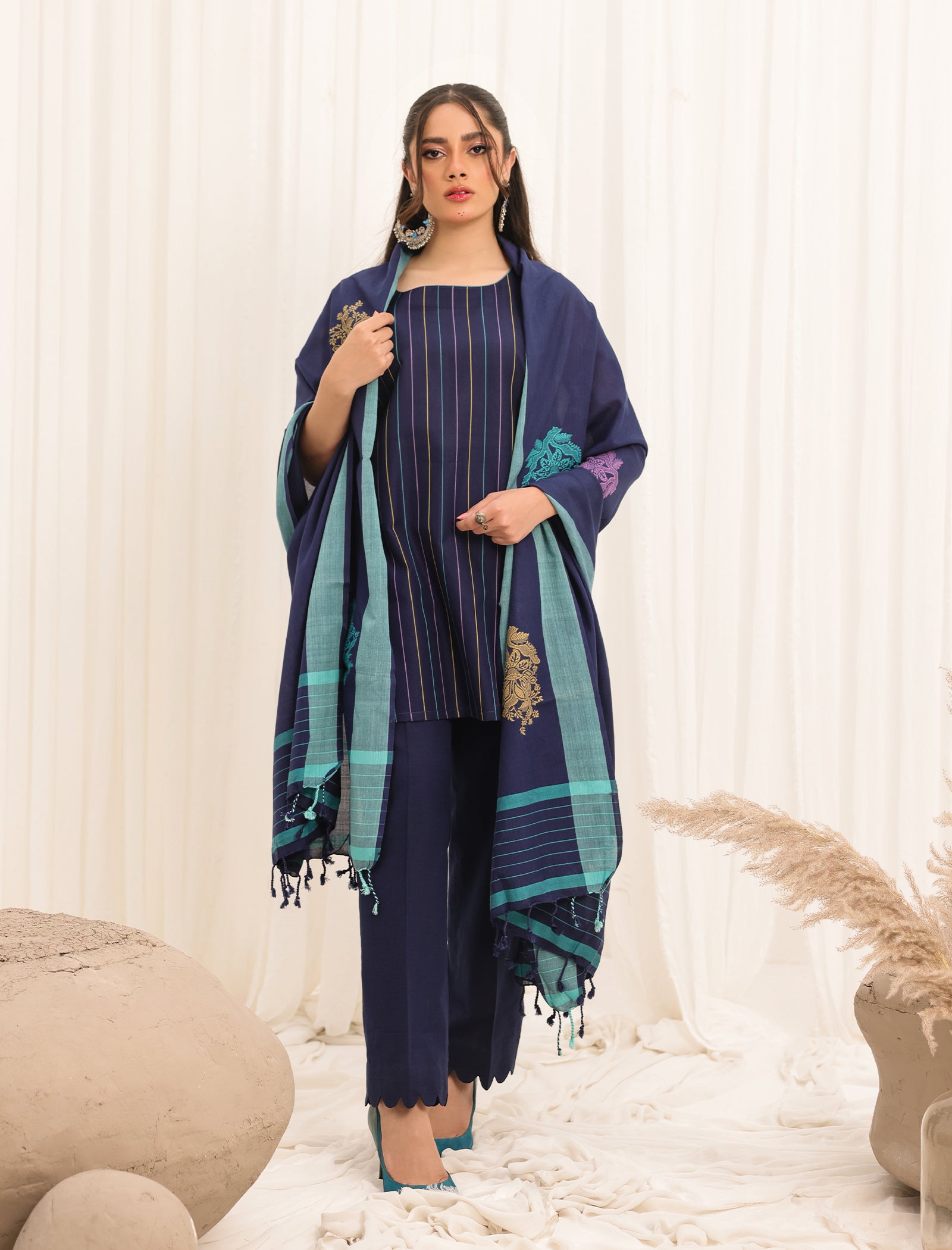 3 Pc Yarn Dyed Unstitched Suit Main image