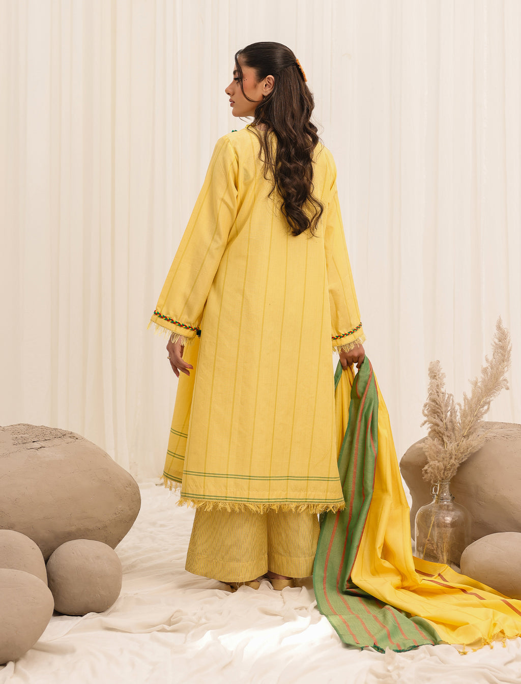 3 Pc Yarn Dyed Unstitched Suit